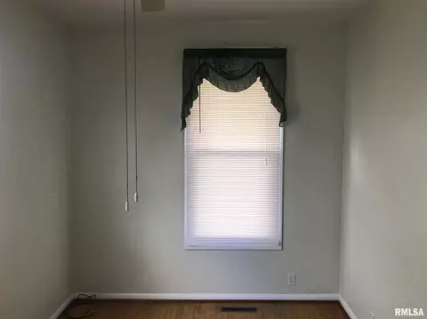 1627 N 8th St, Springfield, IL 62702 photo 12