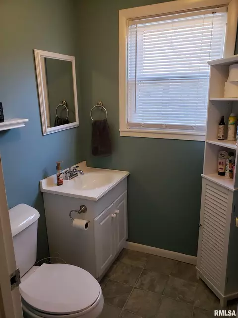 3233 S 3rd St, Springfield, IL 62703 photo 13