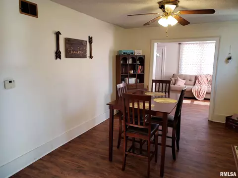 3233 S 3rd St, Springfield, IL 62703 photo 7