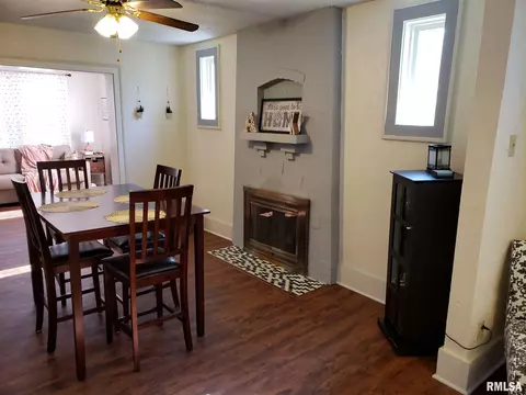 3233 S 3rd St, Springfield, IL 62703 photo 6