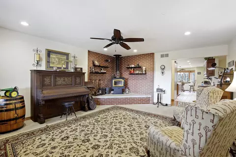 3204 Hazlett Rd, Springfield, IL 62707 photo 7