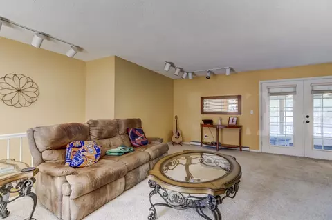 2555 Cherry Rd, Springfield, IL 62704 photo 17