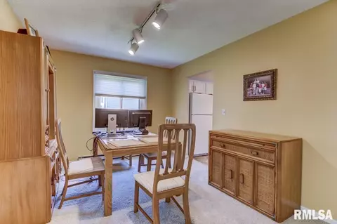 2555 Cherry Rd, Springfield, IL 62704 photo 35