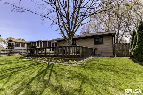 2555 Cherry Rd, Springfield, IL 62704 photo 9