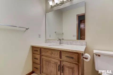 2621 Hazelnut Dr, Springfield, IL 62704 photo 24