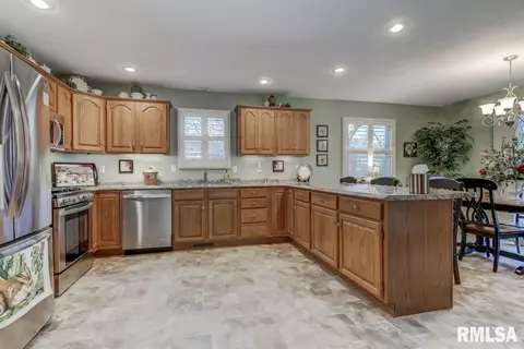 4617 Barrington Dr, Springfield, IL 62711 photo 13