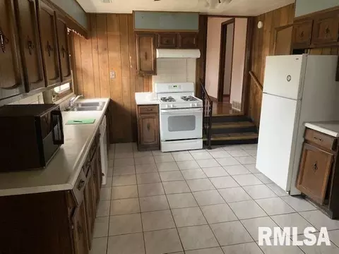 608 N Park, Springfield, IL 62702 photo 4