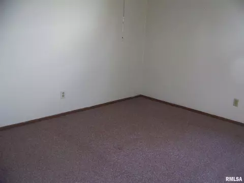 1833 Stanhope Rd, Springfield, IL 62702 photo 5