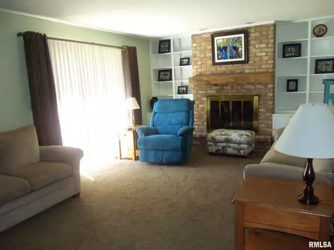 118 Lost Tree St, Springfield, IL 62704 photo 5