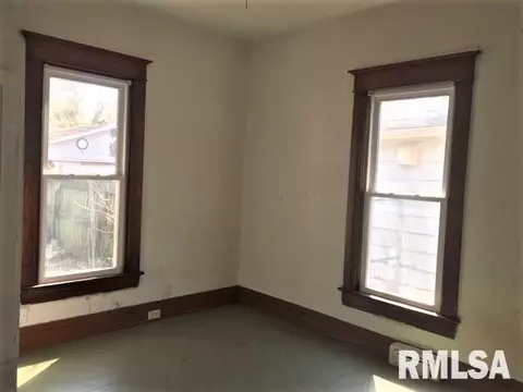 2038 E Capitol Ave, Springfield, IL 62703 photo 7