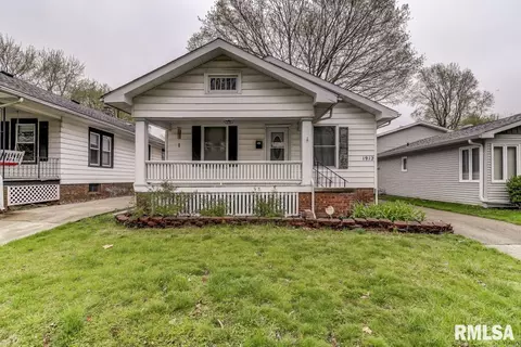1912 S College St, Springfield, IL 62704 photo 1