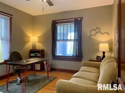 608 Garfield Ave, Springfield, IL 62702 photo 9