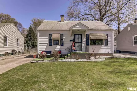 2520 S 4th St, Springfield, IL 62703 photo 1