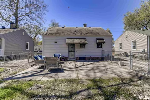 2520 S 4th St, Springfield, IL 62703 photo 16
