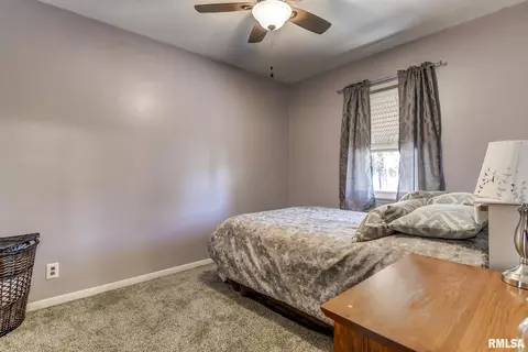 2520 S 4th St, Springfield, IL 62703 photo 13