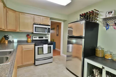 509 Witherspoon Dr, Springfield, IL 62704 photo 9