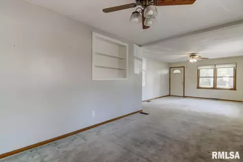 1129 Milton Ave, Springfield, IL 62702 photo 6