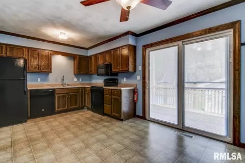 117 Buckhorn Dr, Springfield, IL 62707 photo 8