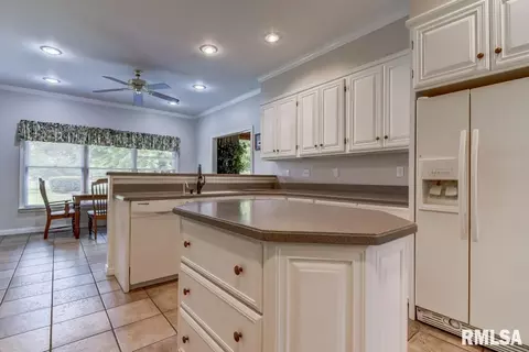 3108 Wildcat Pt, Springfield, IL 62711 photo 14