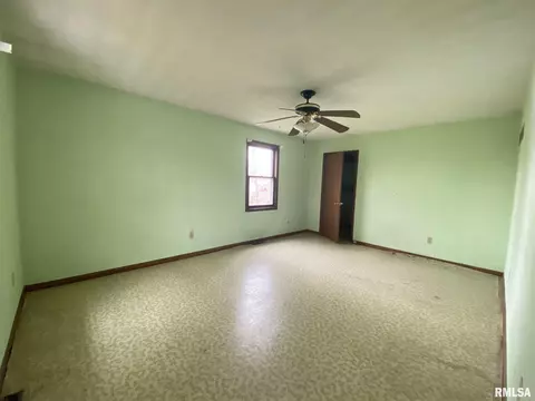 69 Cooper St, Saint Augustine, IL 61474 photo 36