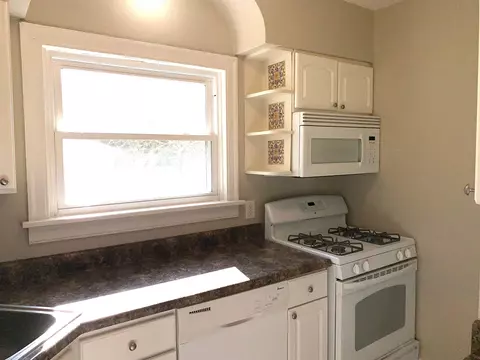 2338 S 6th St, Springfield, IL 62703 photo 8