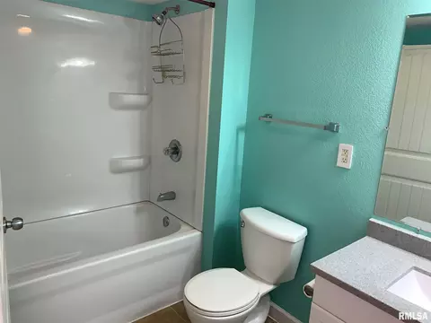 2338 S 6th St, Springfield, IL 62703 photo 16