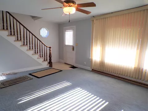434 N Center St, Oneida, IL 61467 photo 14