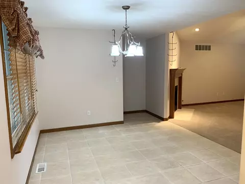 3517 Carnoustie Dr, Springfield, IL 62712 photo 12