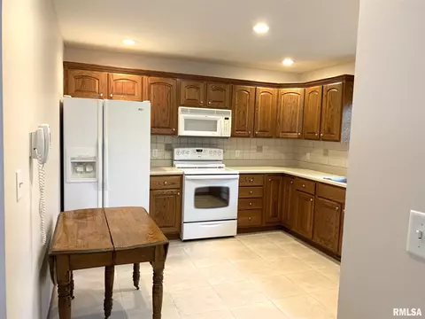 3517 Carnoustie Dr, Springfield, IL 62712 photo 8
