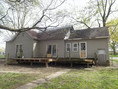 215 Ebony St, Thayer, IL 62689 photo 14