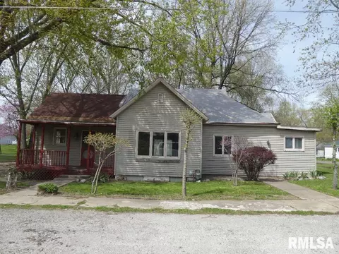 215 Ebony St, Thayer, IL 62689 photo 1