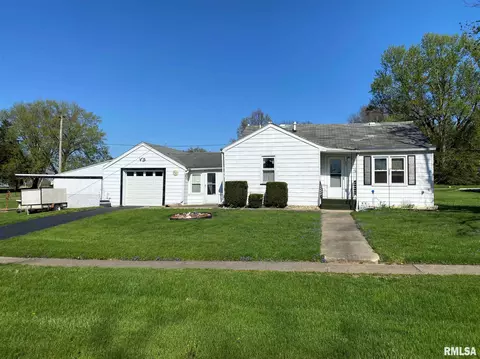 93 East St, Saint Augustine, IL 61474 photo 1