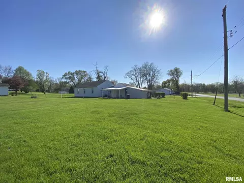 93 East St, Saint Augustine, IL 61474 photo 24