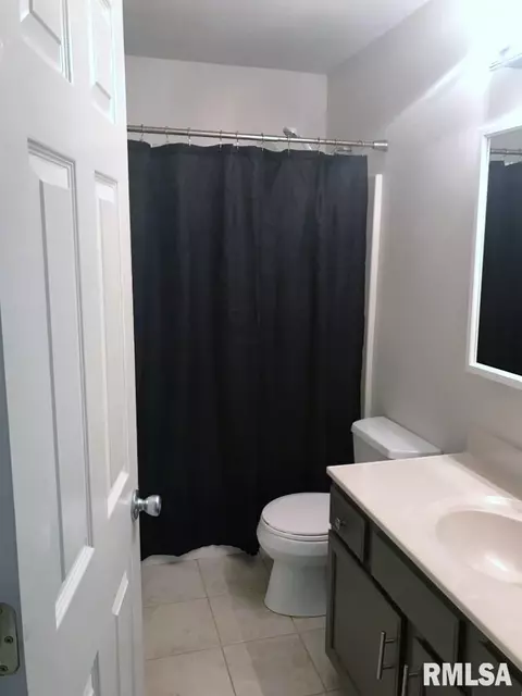 4017 Hoffman Dr, Springfield, IL 62707 photo 6