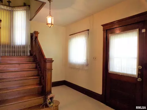 224 N Pilot St, Oneida, IL 61467 photo 10