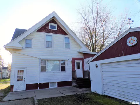 224 N Pilot St, Oneida, IL 61467 photo 4