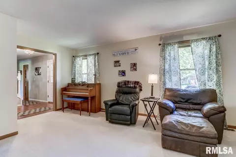 2536 Greenbriar Dr, Springfield, IL 62704 photo 11