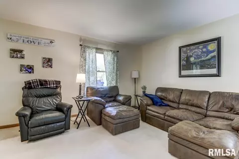 2536 Greenbriar Dr, Springfield, IL 62704 photo 12