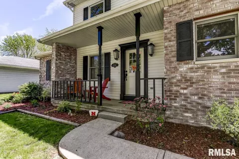 2536 Greenbriar Dr, Springfield, IL 62704 photo 2