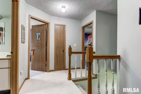 2536 Greenbriar Dr, Springfield, IL 62704 photo 6