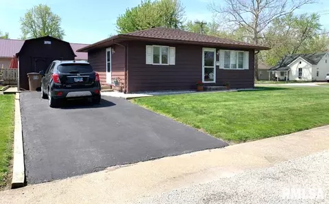 500 E Jackson St, Virden, IL 62690 photo 1