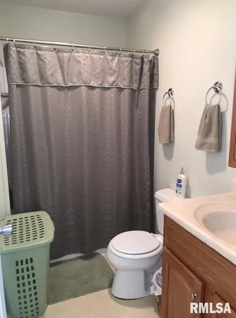 500 E Jackson St, Virden, IL 62690 photo 18