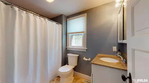 1320 W Edwards St, Springfield, IL 62704 photo 16