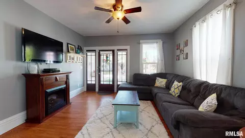 1320 W Edwards St, Springfield, IL 62704 photo 6