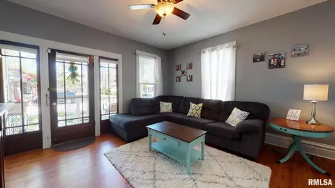 1320 W Edwards St, Springfield, IL 62704 photo 5