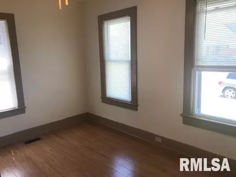 1038 N Rutledge St, Springfield, IL 62702 photo 15