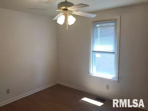 1038 N Rutledge St, Springfield, IL 62702 photo 19