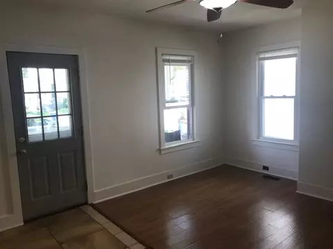 1038 N Rutledge St, Springfield, IL 62702 photo 3