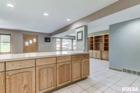 19 Fairview Ln, Springfield, IL 62711 photo 47