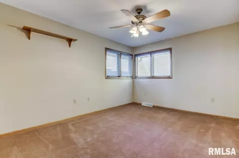 19 Fairview Ln, Springfield, IL 62711 photo 35